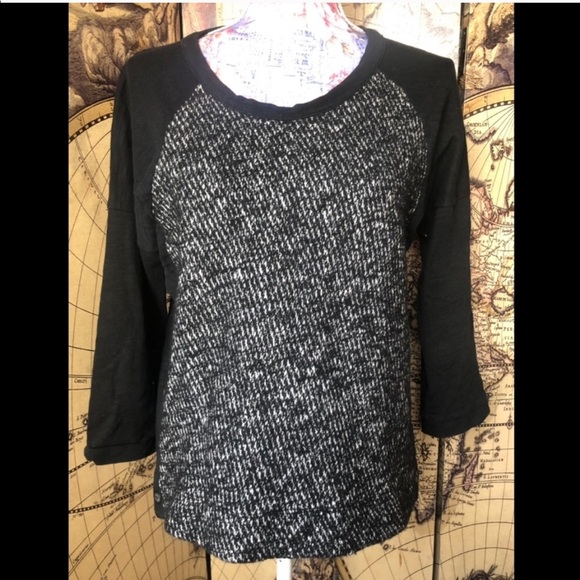 Madewell tweed wool panel button detail 3/4 sleeve pullover top. Size S - Picture 2 of 5